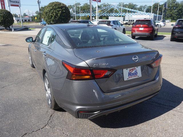 new 2025 Nissan Altima car, priced at $26,154