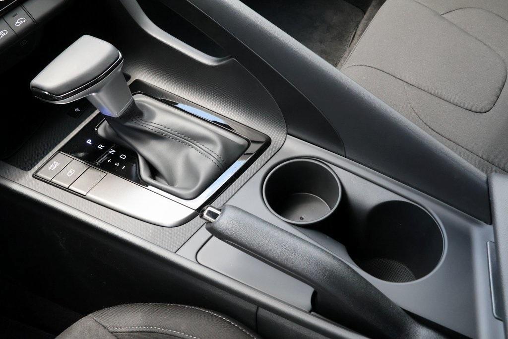 new 2025 Hyundai Elantra car, priced at $24,340