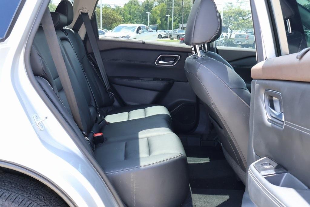 used 2021 Nissan Rogue car, priced at $19,294