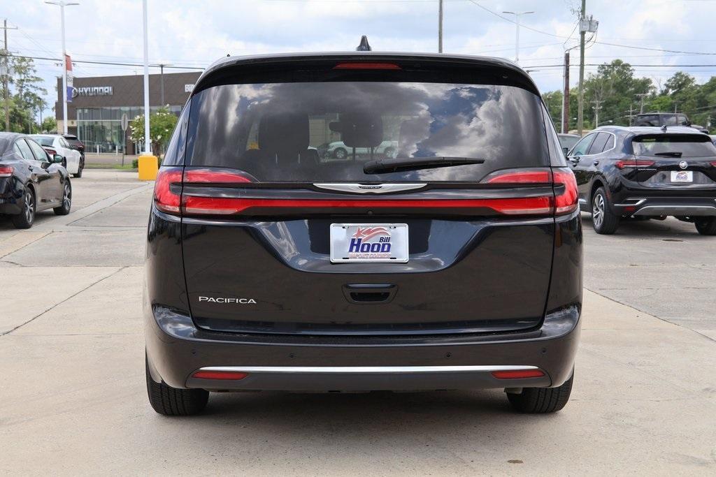 used 2023 Chrysler Pacifica car, priced at $23,887