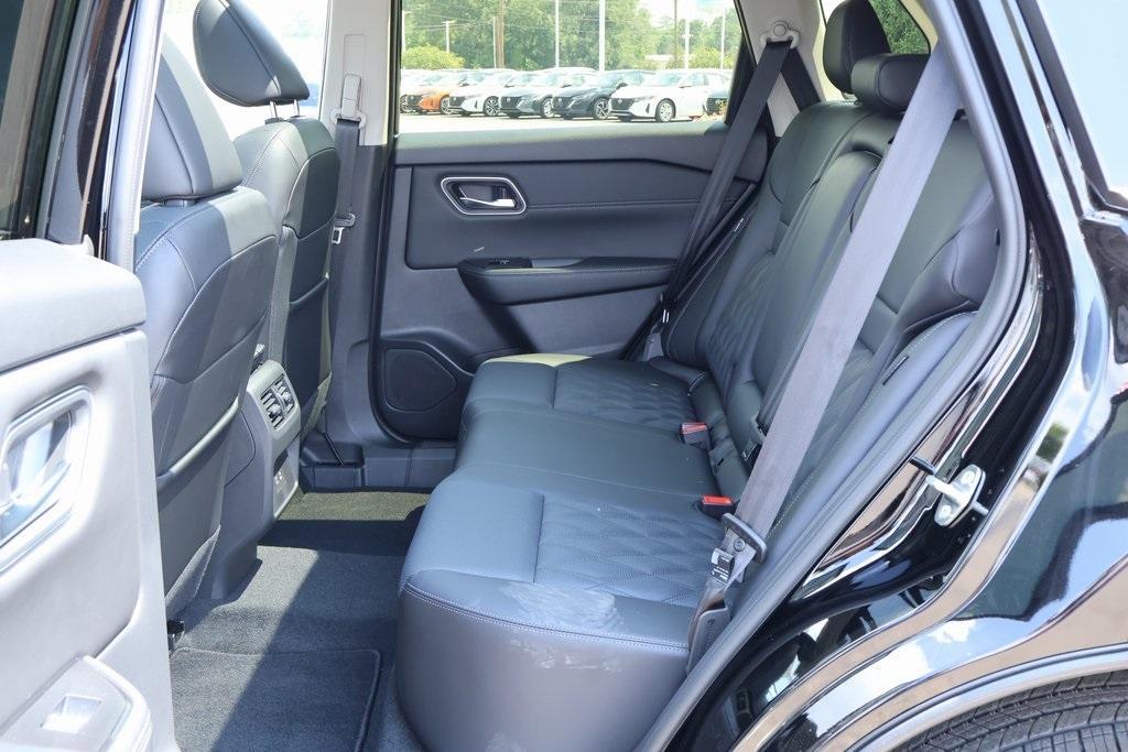 new 2025 Nissan Rogue car, priced at $39,056