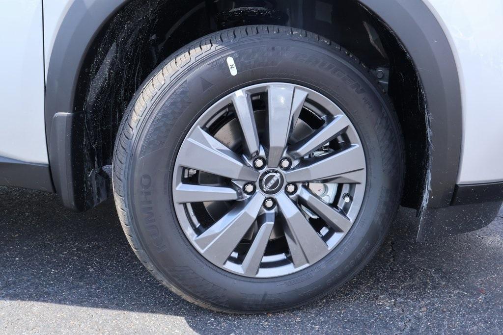 new 2025 Nissan Pathfinder car, priced at $35,145