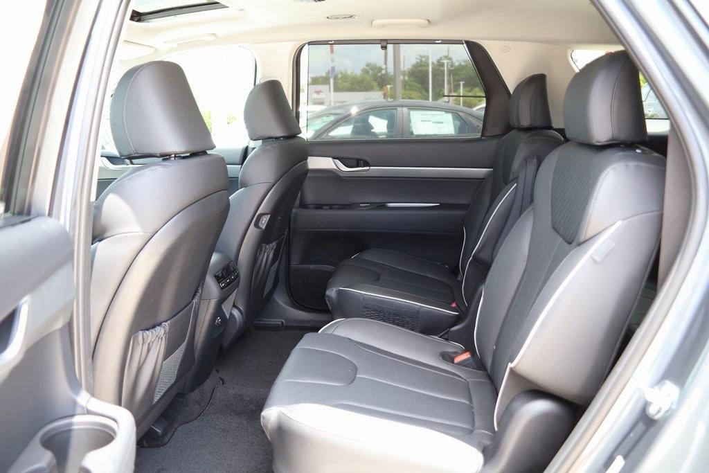 new 2025 Hyundai Palisade car, priced at $43,336