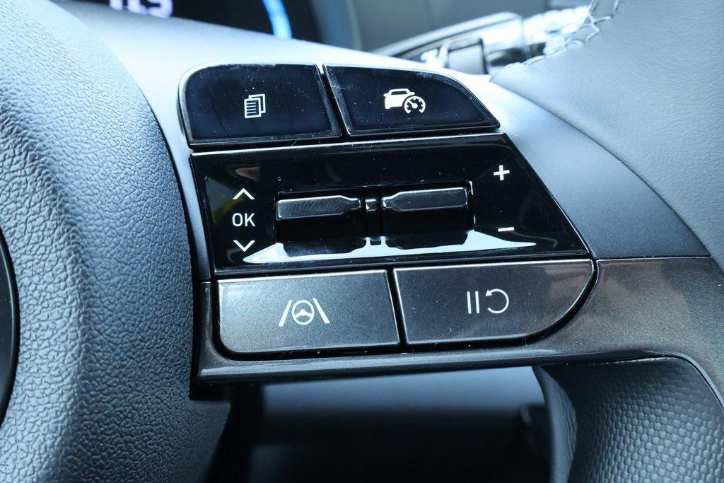 new 2025 Hyundai Elantra car, priced at $23,187
