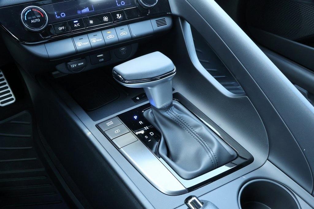 new 2025 Hyundai Elantra car, priced at $23,187