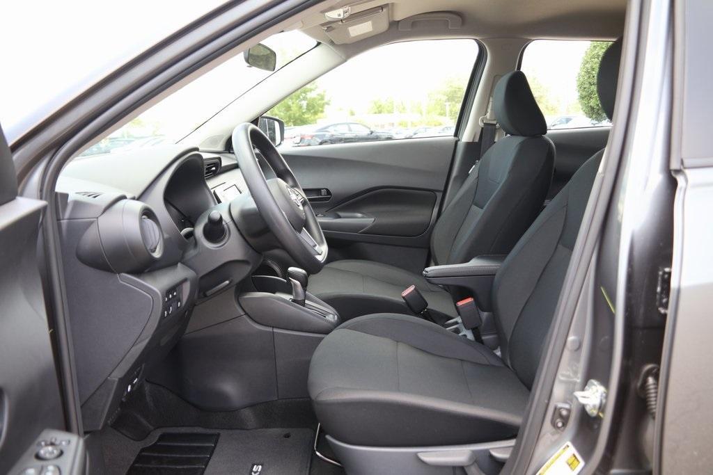 new 2025 Nissan Kicks Play car, priced at $22,672