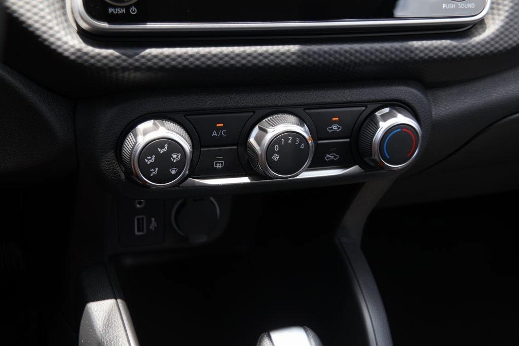 new 2025 Nissan Kicks Play car, priced at $22,672