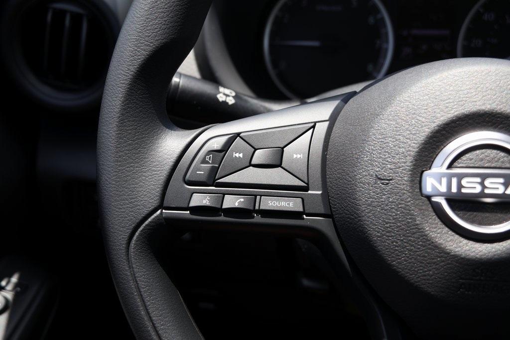 new 2025 Nissan Kicks Play car, priced at $22,672