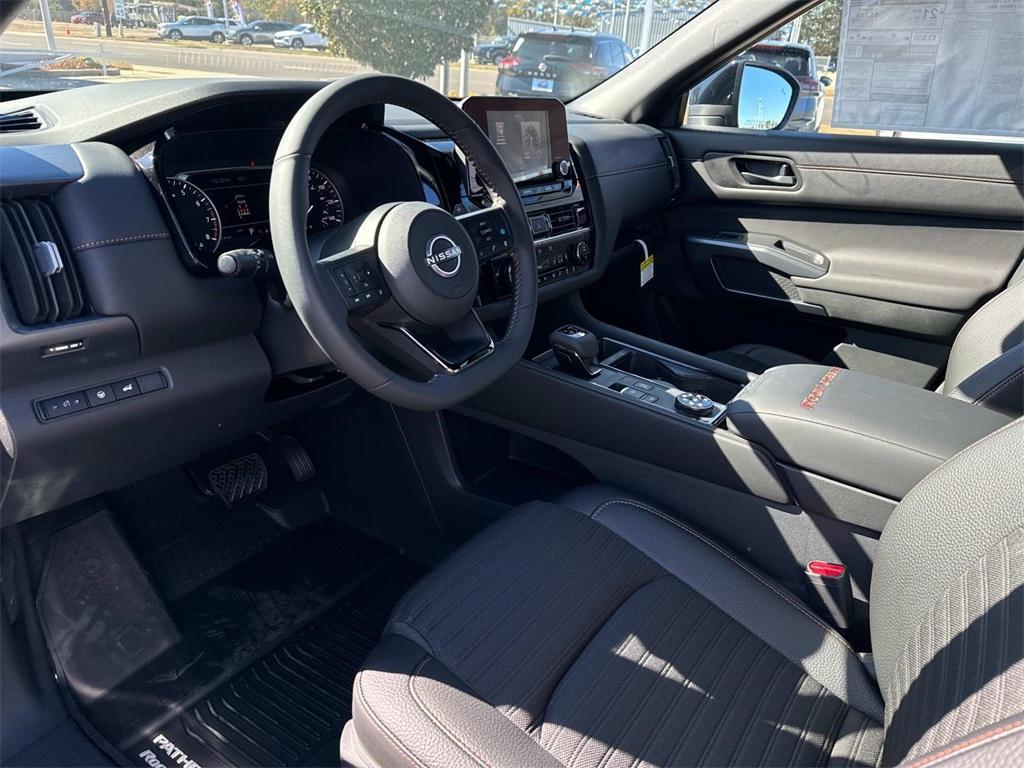 new 2025 Nissan Pathfinder car, priced at $43,005