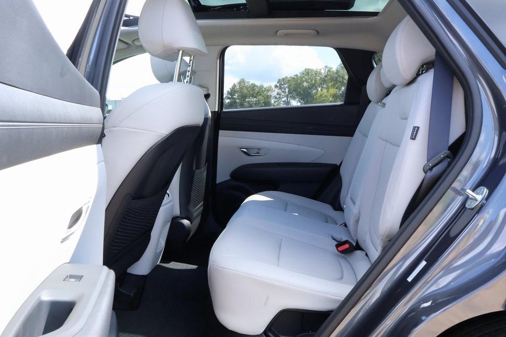 new 2025 Hyundai TUCSON Hybrid car, priced at $35,547