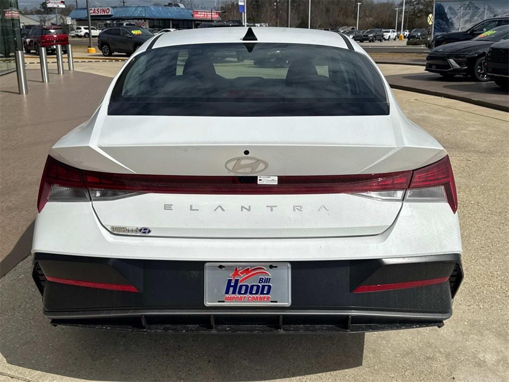 new 2025 Hyundai Elantra car, priced at $25,861