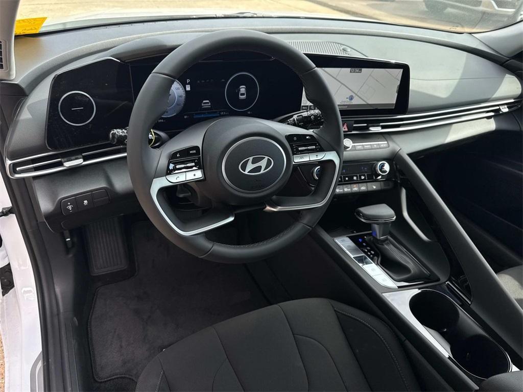 new 2025 Hyundai Elantra car, priced at $25,861