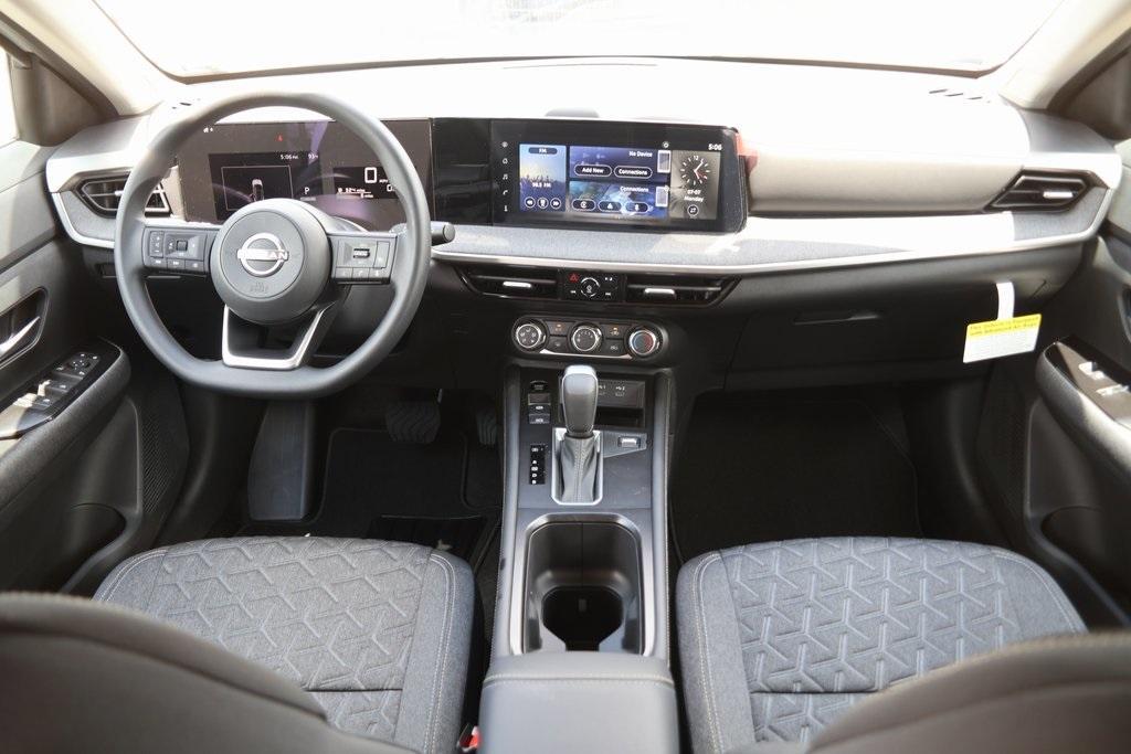 new 2025 Nissan Kicks car, priced at $26,012