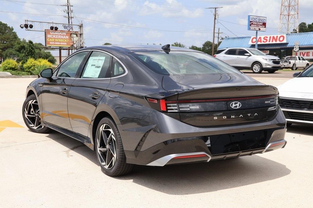 new 2025 Hyundai Sonata car, priced at $30,205
