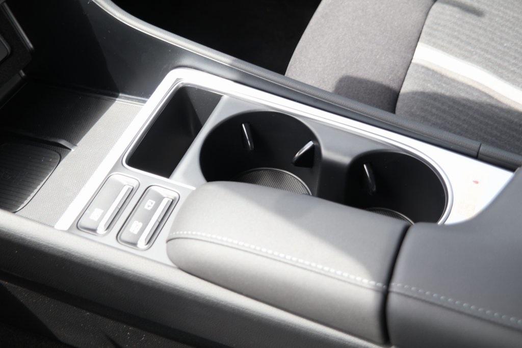 new 2025 Hyundai Sonata car, priced at $30,205
