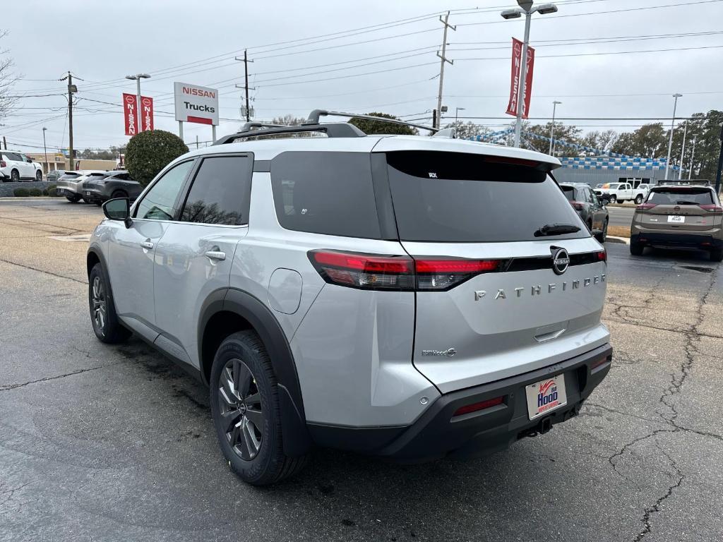 new 2025 Nissan Pathfinder car, priced at $43,376