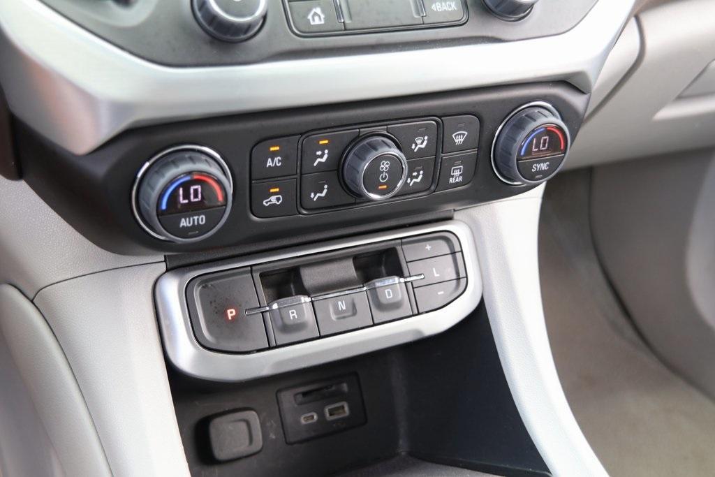 used 2023 GMC Acadia car, priced at $28,511