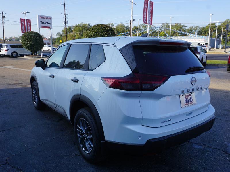 new 2025 Nissan Rogue car, priced at $29,888