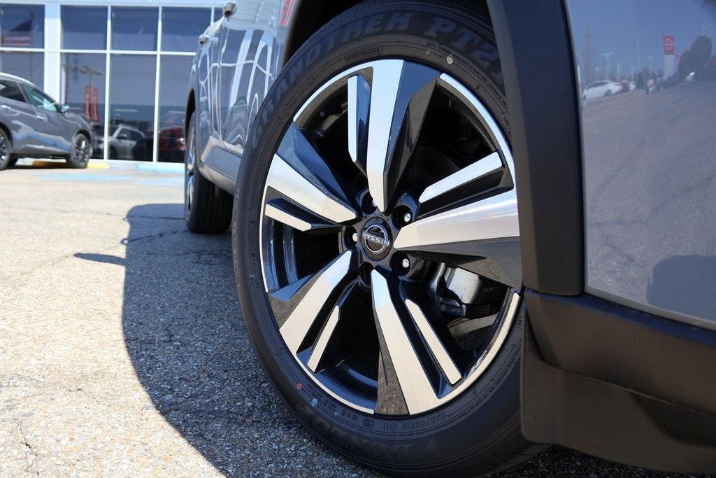 new 2025 Nissan Rogue car, priced at $35,468