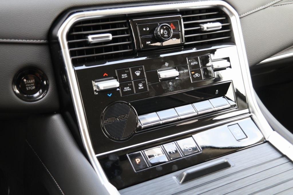 new 2025 Nissan Armada car, priced at $57,062