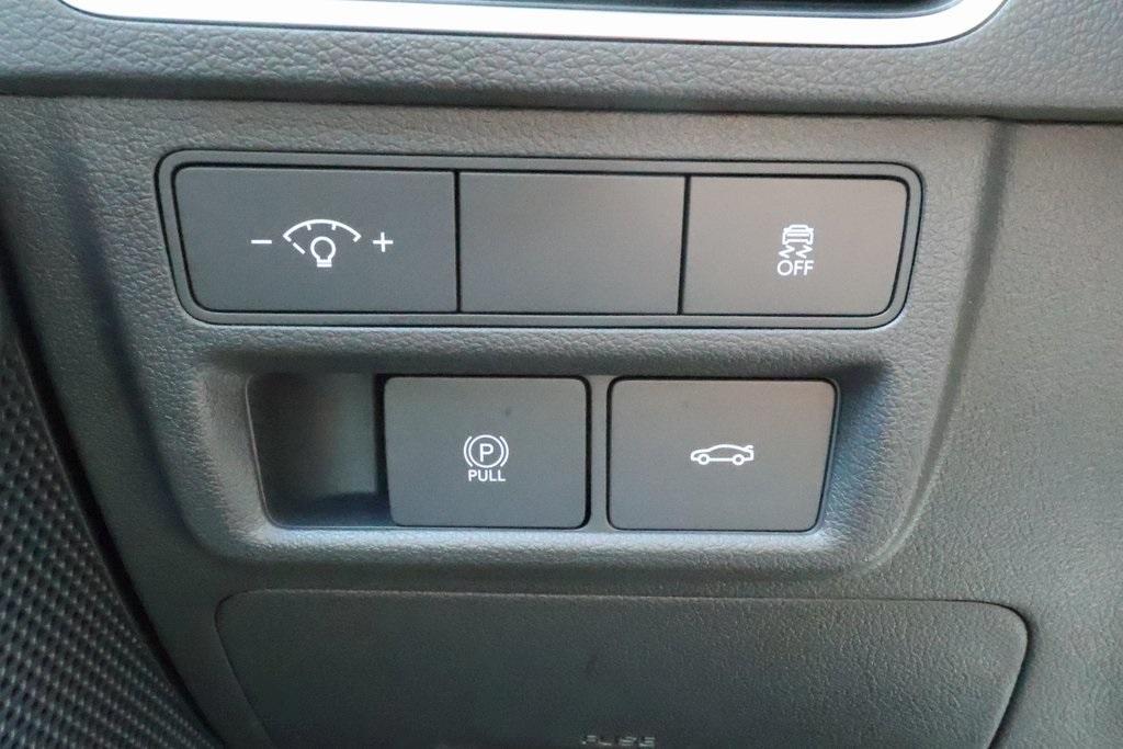 new 2025 Hyundai Sonata car, priced at $31,033