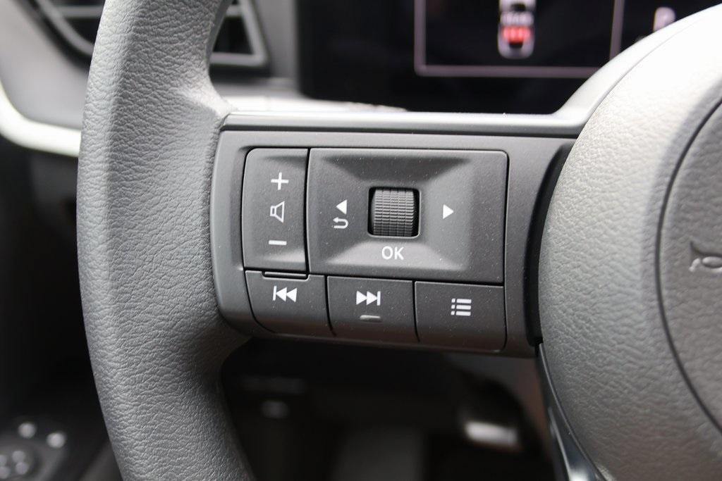 new 2025 Nissan Kicks car, priced at $23,060