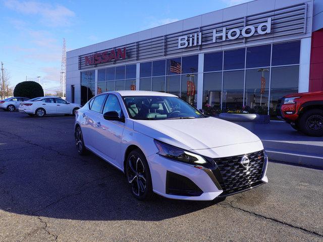 new 2025 Nissan Altima car, priced at $28,507