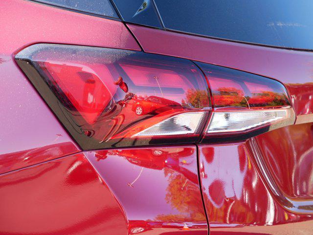 used 2023 Chevrolet Equinox car, priced at $22,498