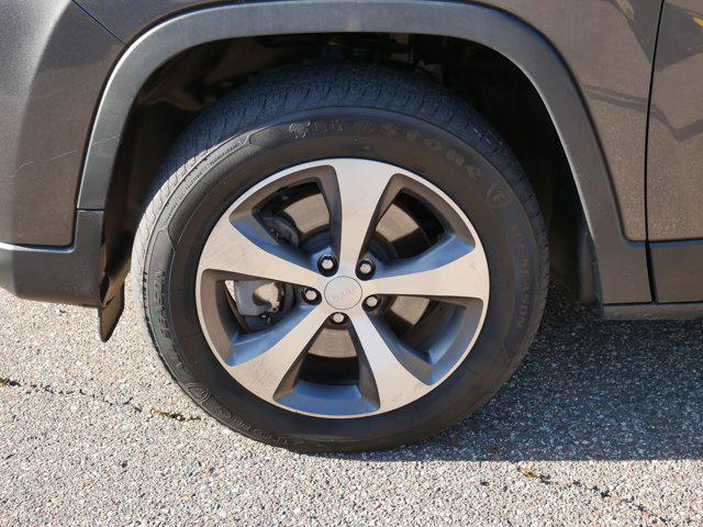 used 2020 Jeep Cherokee car, priced at $19,998