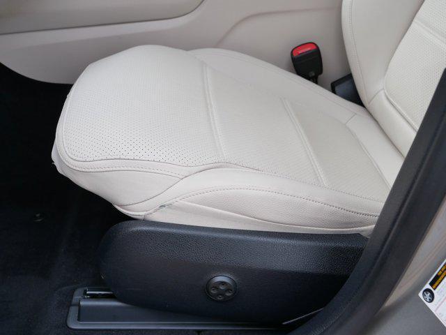 used 2023 Mercedes-Benz GLC 300 car, priced at $38,998