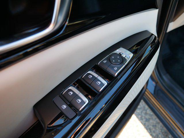 used 2024 Kia Carnival car, priced at $38,998