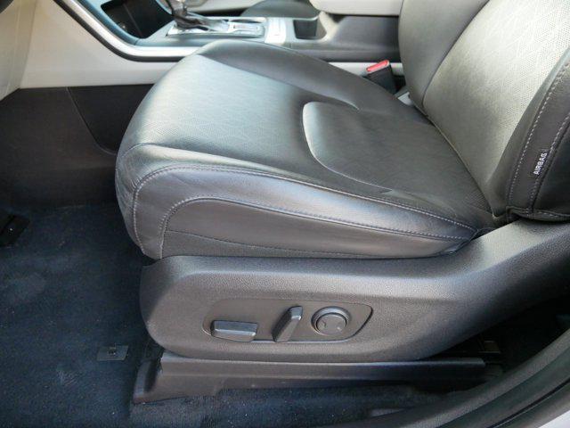 used 2023 Kia Carnival car, priced at $31,998