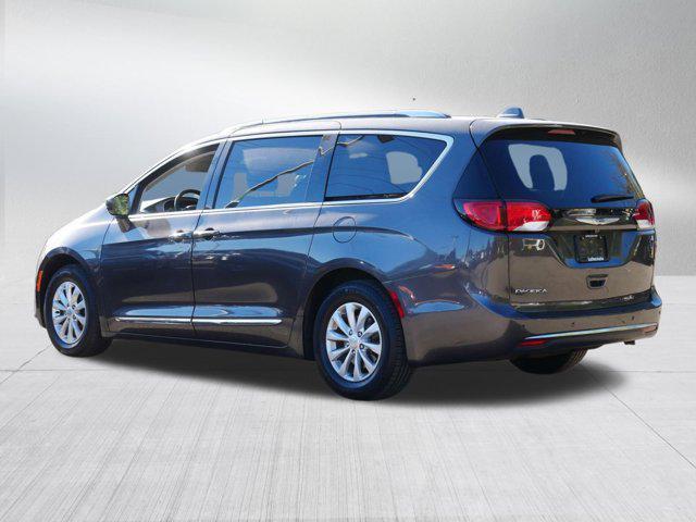 used 2018 Chrysler Pacifica car, priced at $15,998