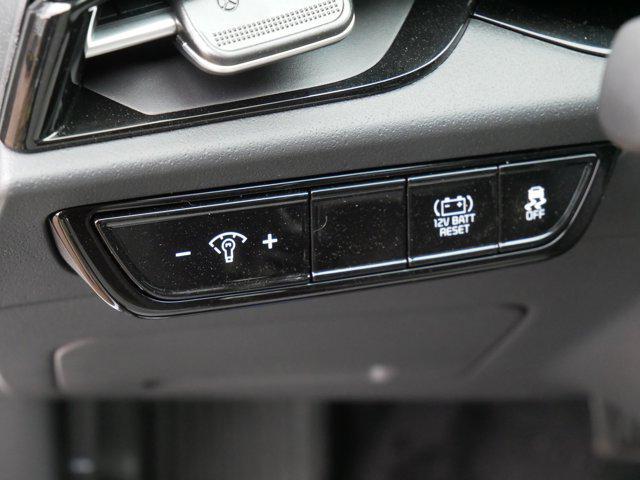 new 2025 Kia Niro car, priced at $27,417