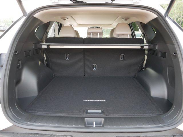 used 2025 Hyundai TUCSON Hybrid car, priced at $38,498