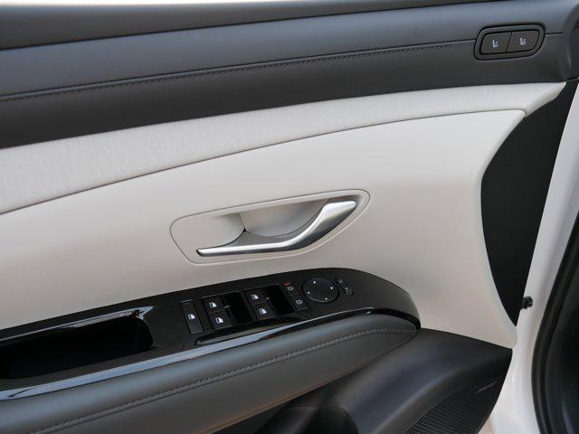 used 2025 Hyundai TUCSON Hybrid car, priced at $38,498