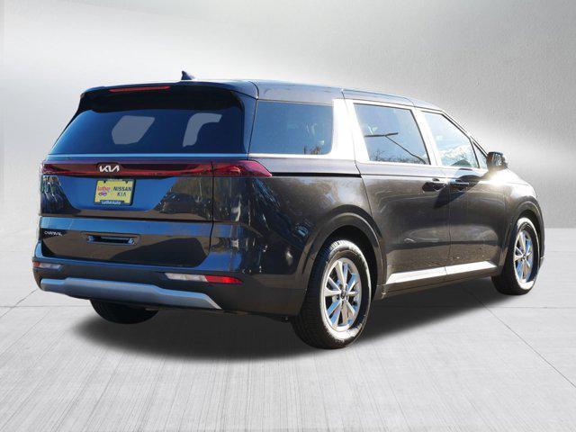 used 2023 Kia Carnival car, priced at $31,998