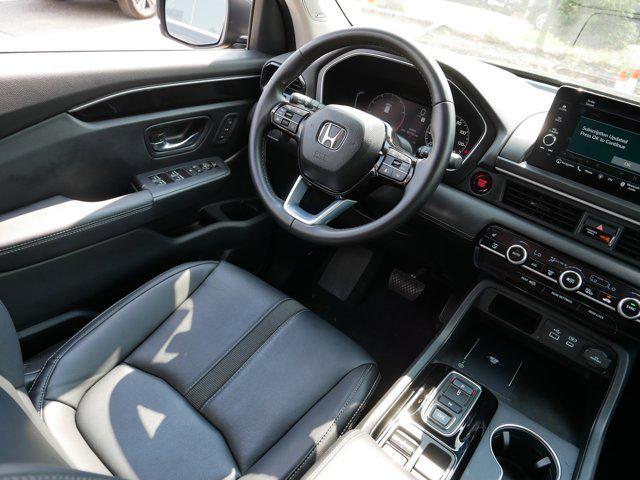 used 2023 Honda Pilot car, priced at $43,888