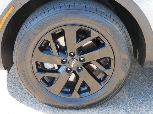 used 2022 Kia Sorento car, priced at $29,998