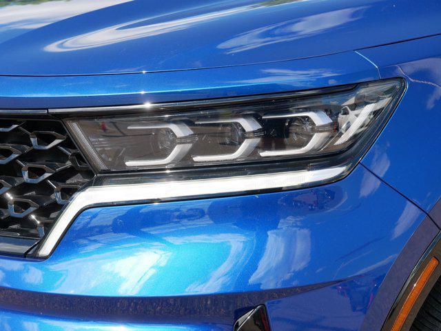 used 2023 Kia Sorento car, priced at $30,498