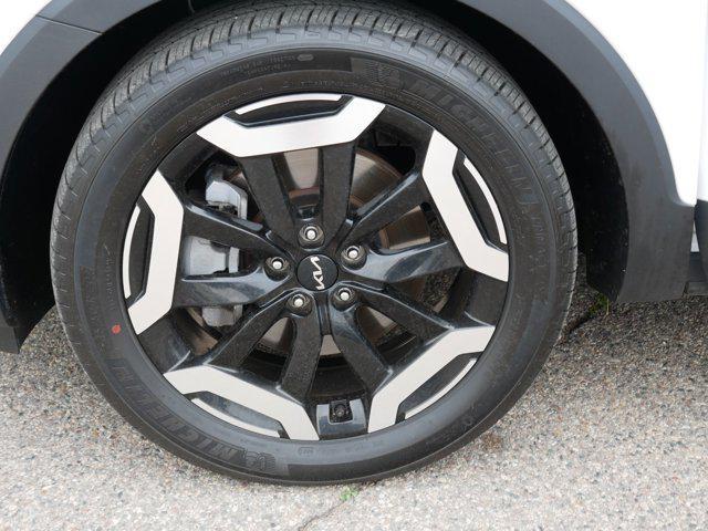 used 2023 Kia Telluride car, priced at $40,998