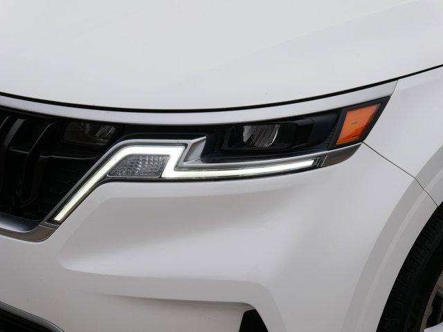 used 2022 Kia Carnival car, priced at $25,998