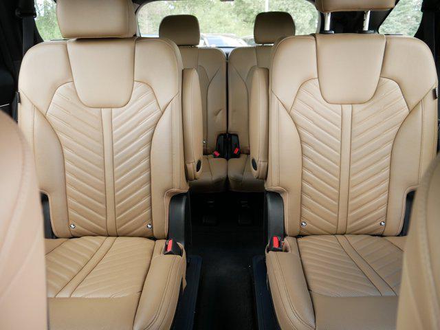 used 2024 Kia Sorento car, priced at $39,998