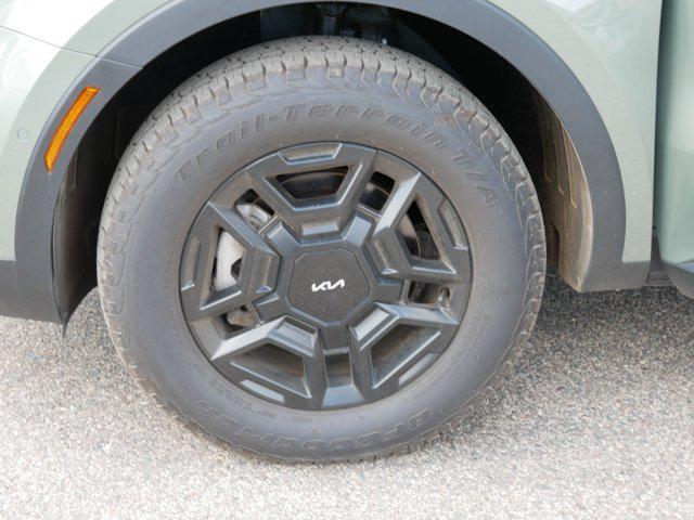 used 2024 Kia Sorento car, priced at $39,998