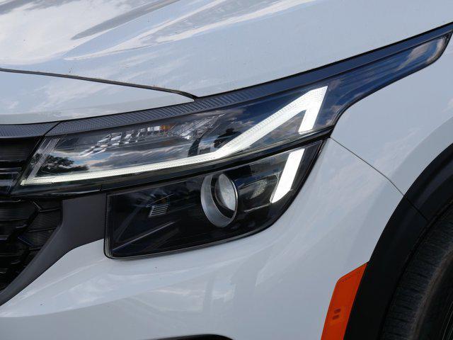 used 2024 Kia Seltos car, priced at $25,998