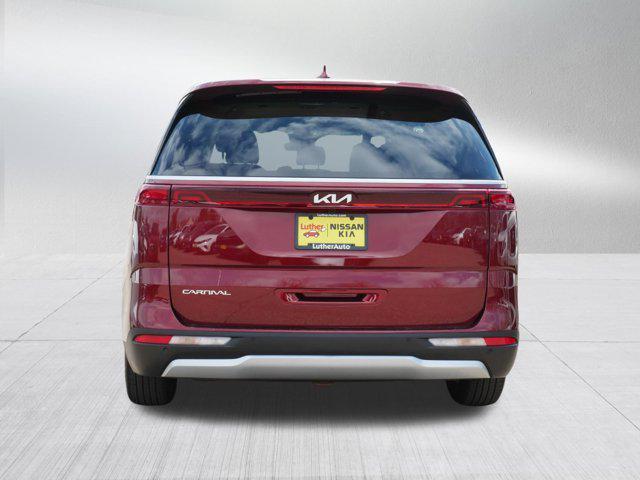 used 2024 Kia Carnival car, priced at $34,998