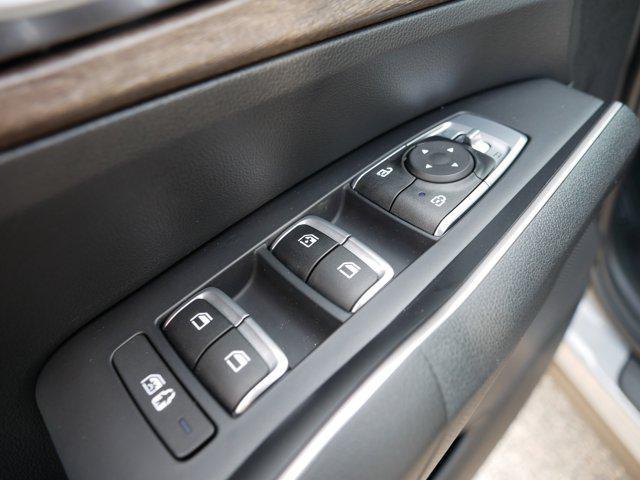 used 2022 Kia Sorento car, priced at $28,998