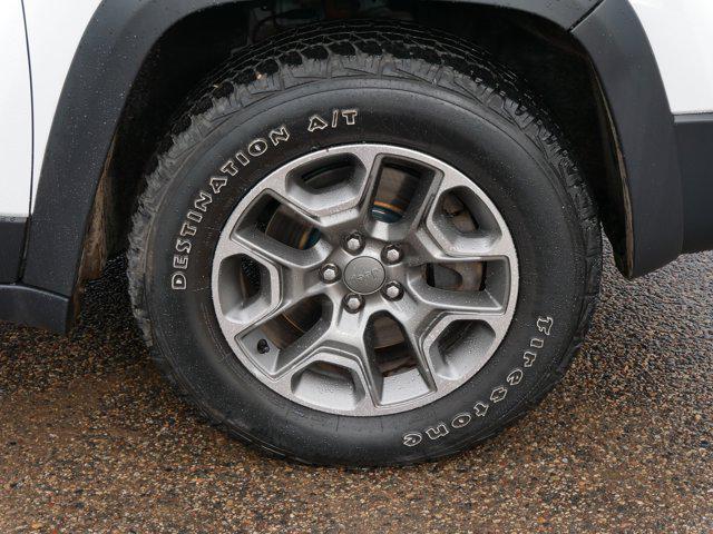 used 2019 Jeep Cherokee car, priced at $13,998