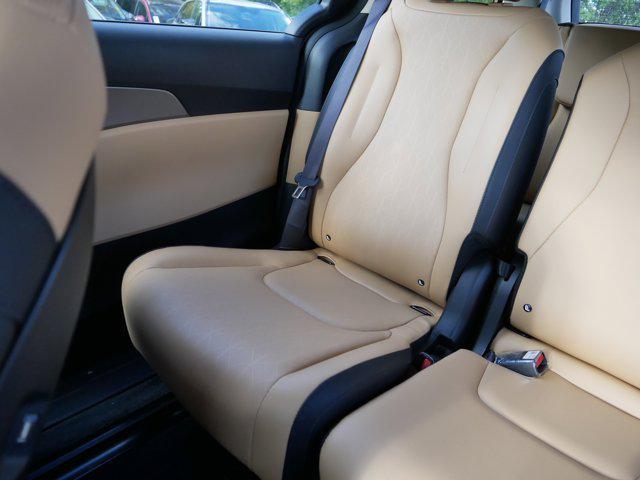 used 2023 Kia Carnival car, priced at $33,998