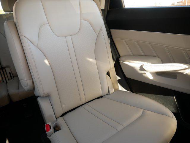 used 2023 Kia Sorento car, priced at $33,998